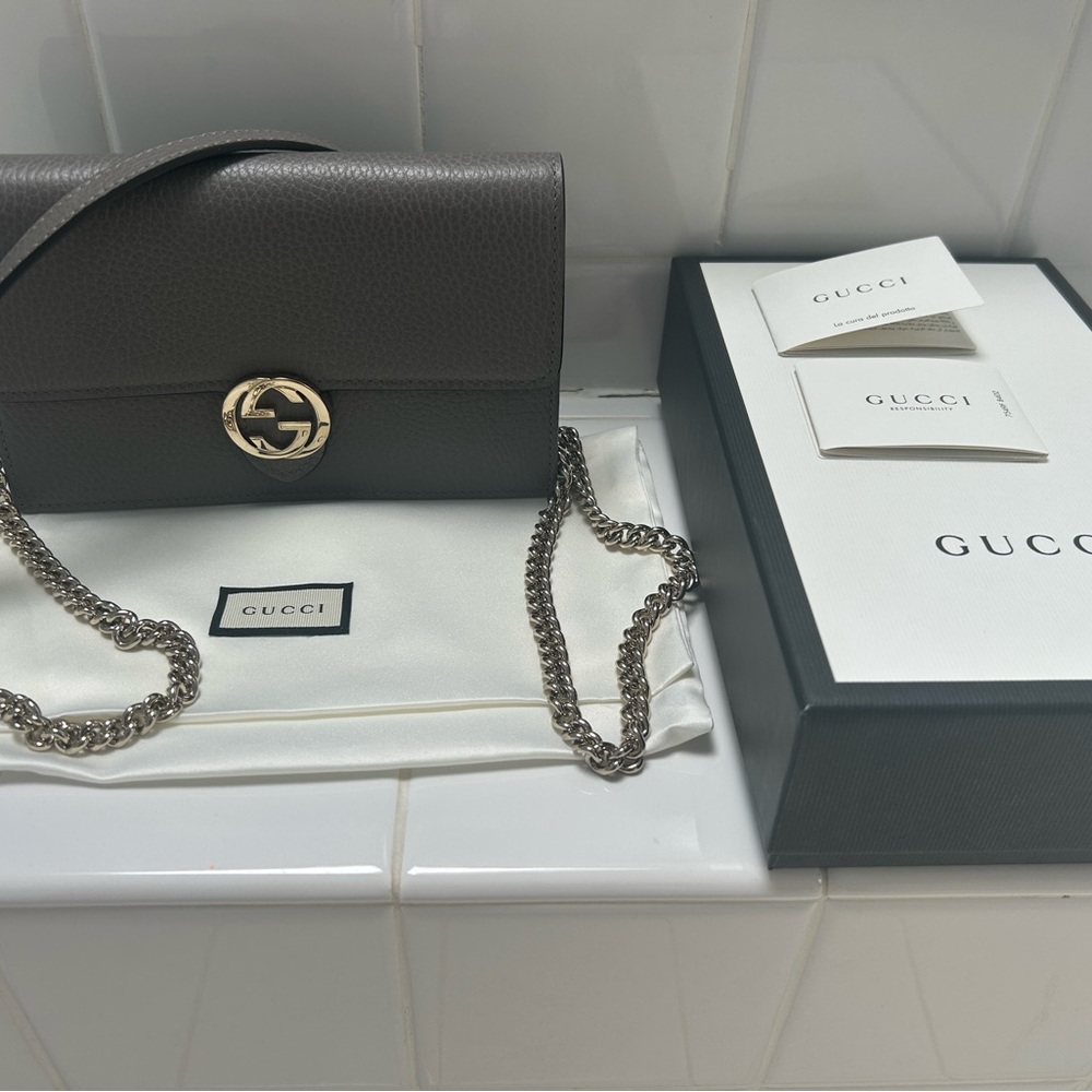 Gucci gray interlocking G logo wallet on chain crossbody bag - Picture 2 of 14
